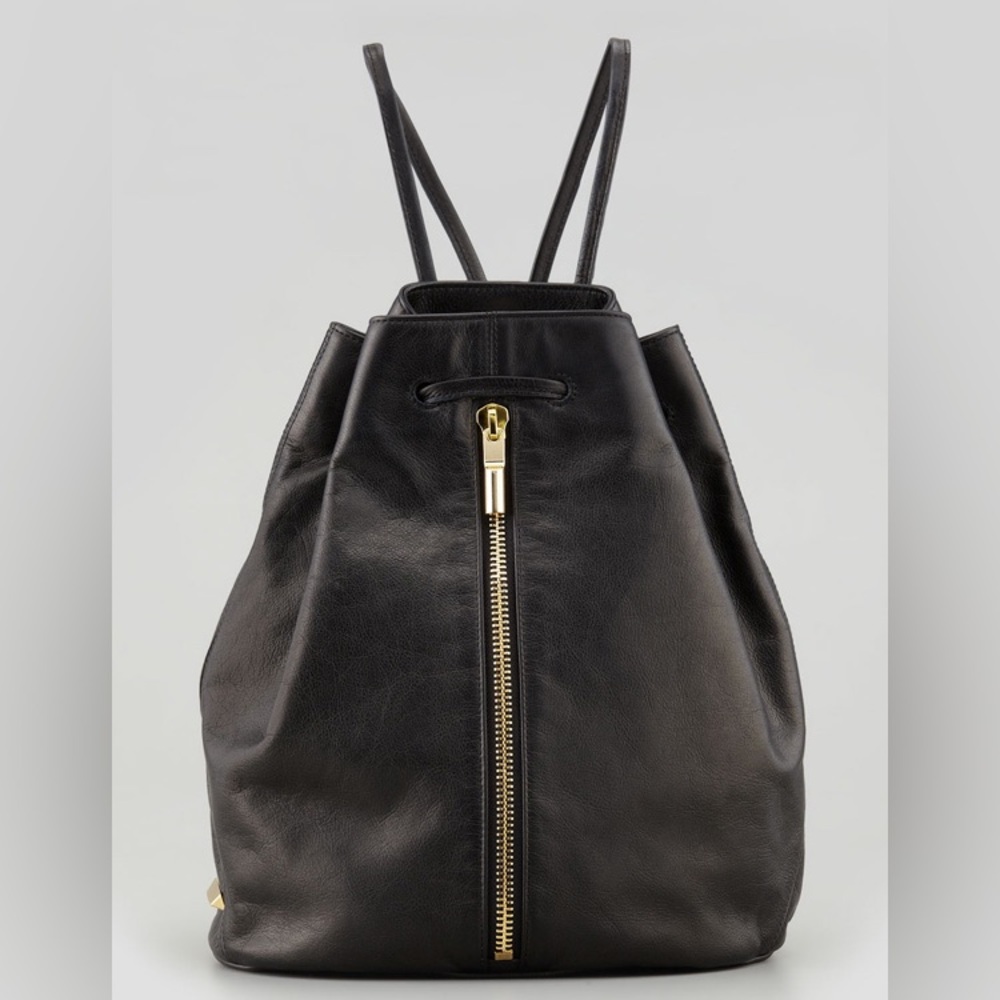 Elizabeth And James I Women’s I Backpack I Leather I With Drawstring